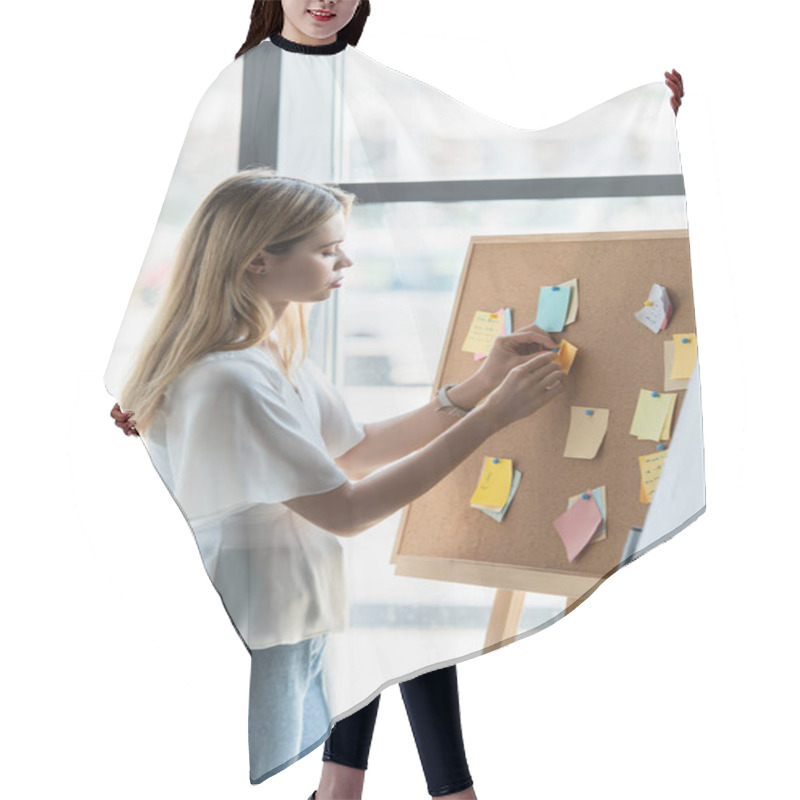 Personality  Side View Of Young Businesswoman Pinning Sticky Notes On Board In Office Hair Cutting Cape