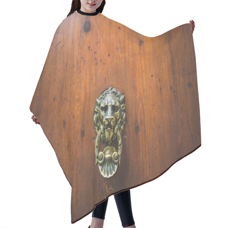 Personality  Door Knocker Hair Cutting Cape