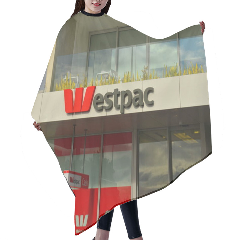 Personality  Auckland / New Zealand - June 30 2020: View Of Westpac Bank Branch In St Heliers Hair Cutting Cape