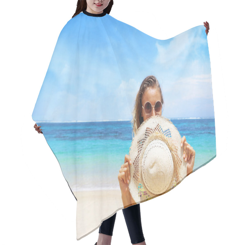 Personality  Happy Woman On The Beach Hair Cutting Cape