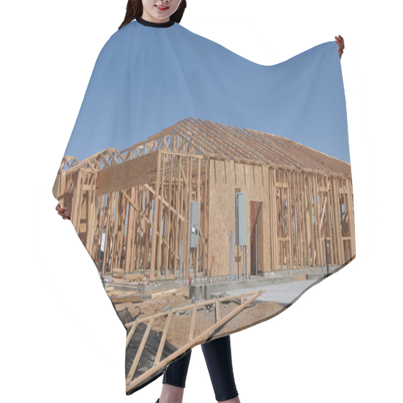 Personality  New Home Under Construction Hair Cutting Cape