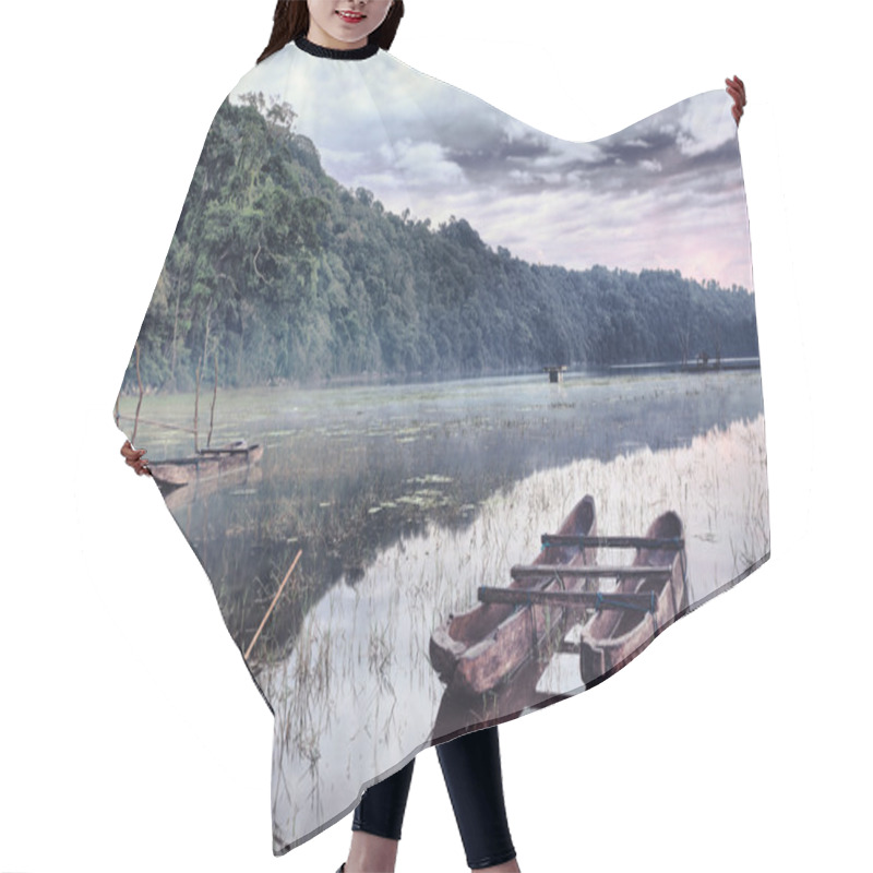 Personality  Tamblingan Lake Hair Cutting Cape