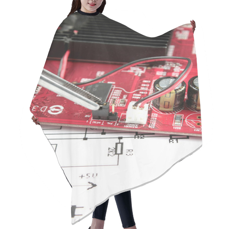 Personality  Jumper On Circuit Board Hair Cutting Cape