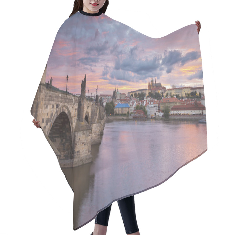 Personality  Prague. Hair Cutting Cape