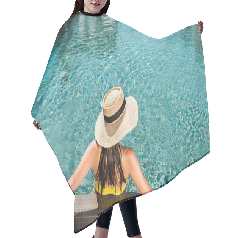 Personality  Back View On Woman In Straw Hat Relaxing In Swimming  Pool Hair Cutting Cape