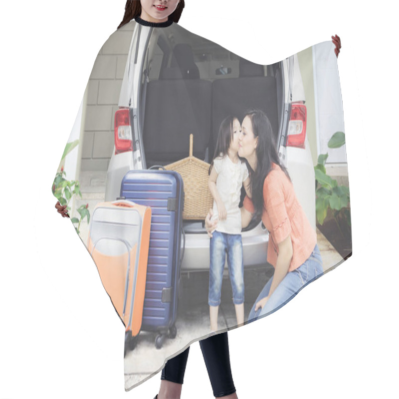 Personality  Girl Kissing Her Mother Near The Car Hair Cutting Cape