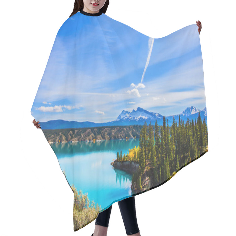 Personality  Magnificent Turquoise Abraham Lake. Rocky Mountains Of Canada In The Indian Summer. In The Blue Sky Silver Trace Of The Plane.  The Concept Of Ecological And Active Tourism Hair Cutting Cape