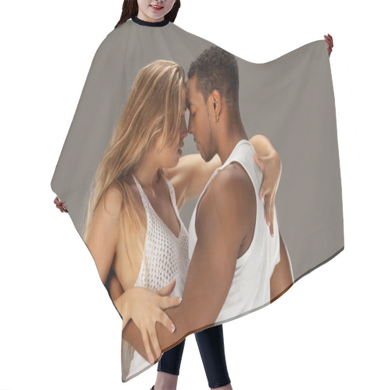 Personality  Young Couple Dances Caribbean Salsa Hair Cutting Cape