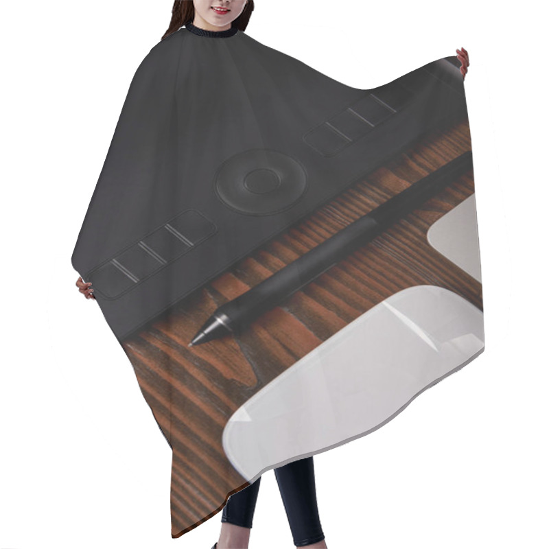 Personality  Close-up Shot Of Graphics Tablet With Wireless Computer Mouse On Wooden Table Hair Cutting Cape