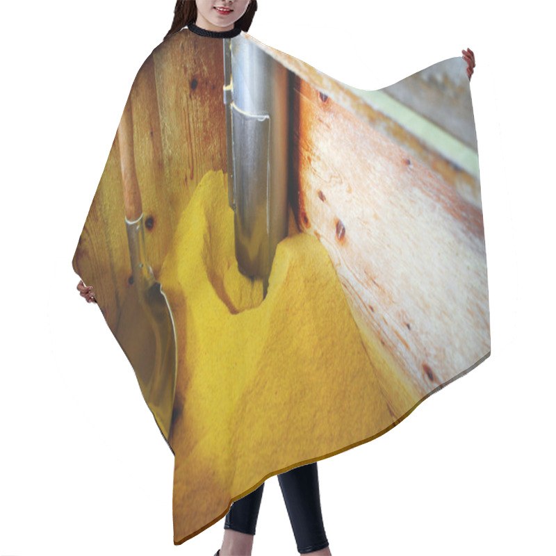 Personality  Dried Corn Hair Cutting Cape