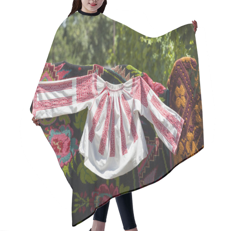 Personality  Romanian Traditional Blouse - Textures And Traditional Motifs Hair Cutting Cape