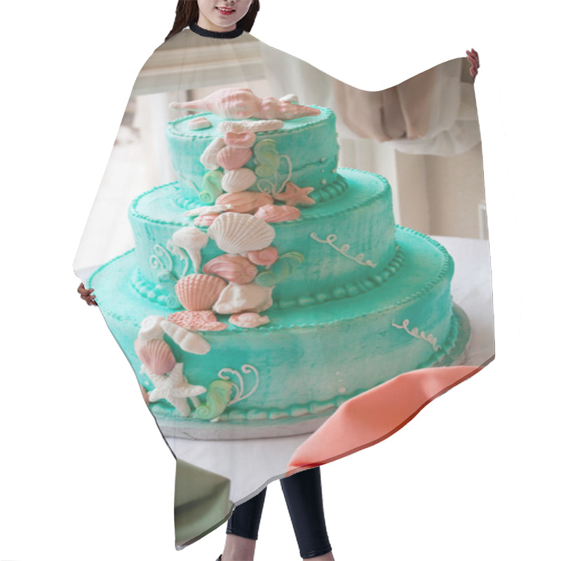 Personality  Tiered Wedding Cake Hair Cutting Cape