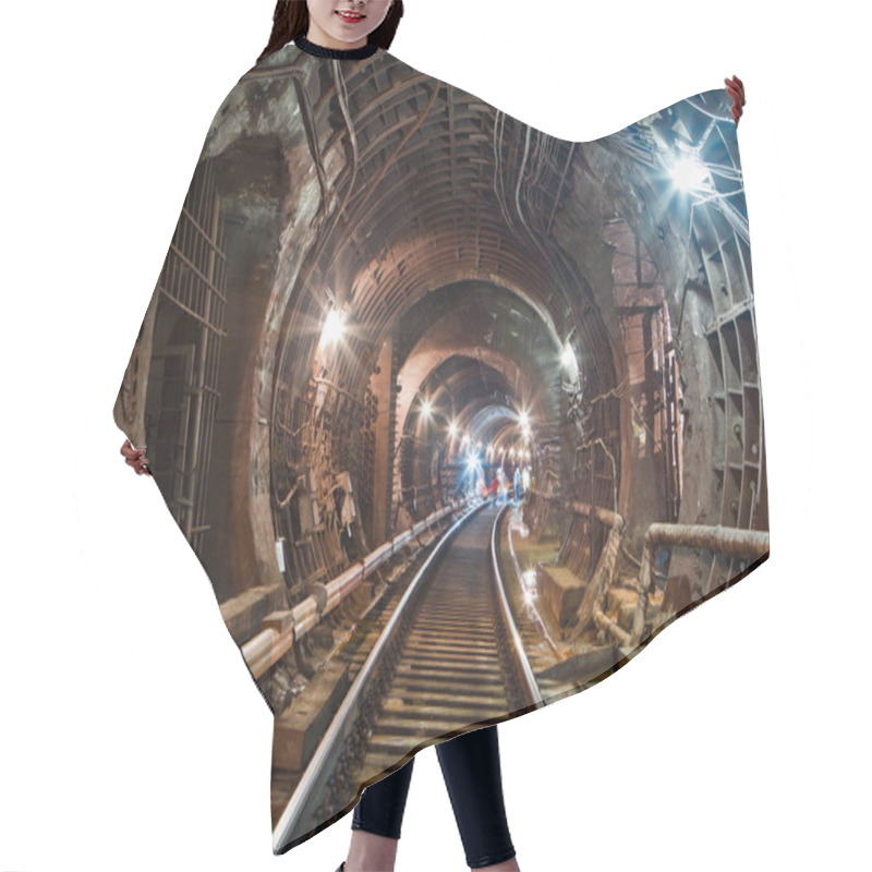 Personality  Subway Tunnel For Metropolitan Trains Hair Cutting Cape