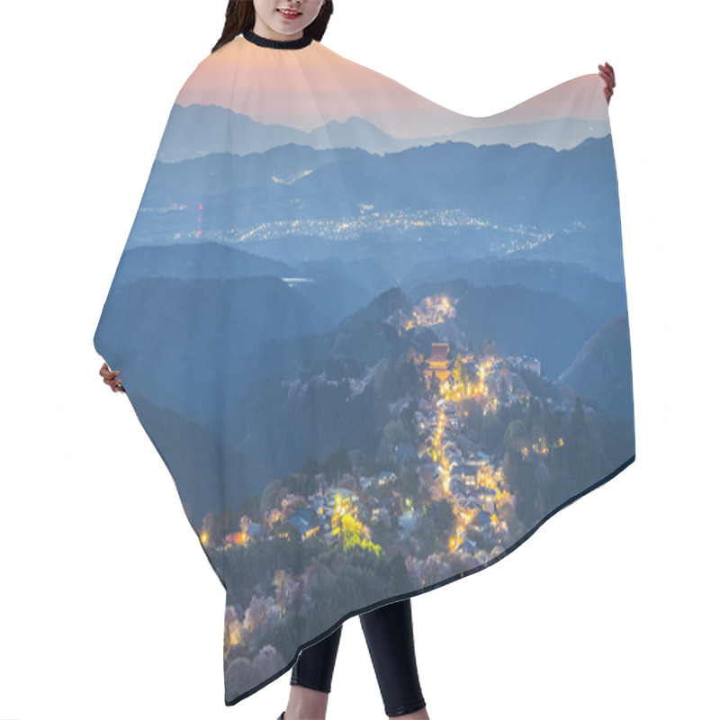 Personality  Yoshinoyama, Japan Hair Cutting Cape