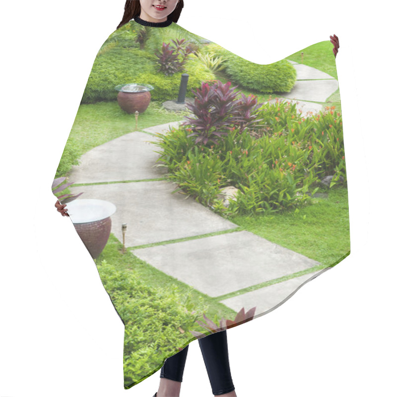 Personality  Garden Path Hair Cutting Cape