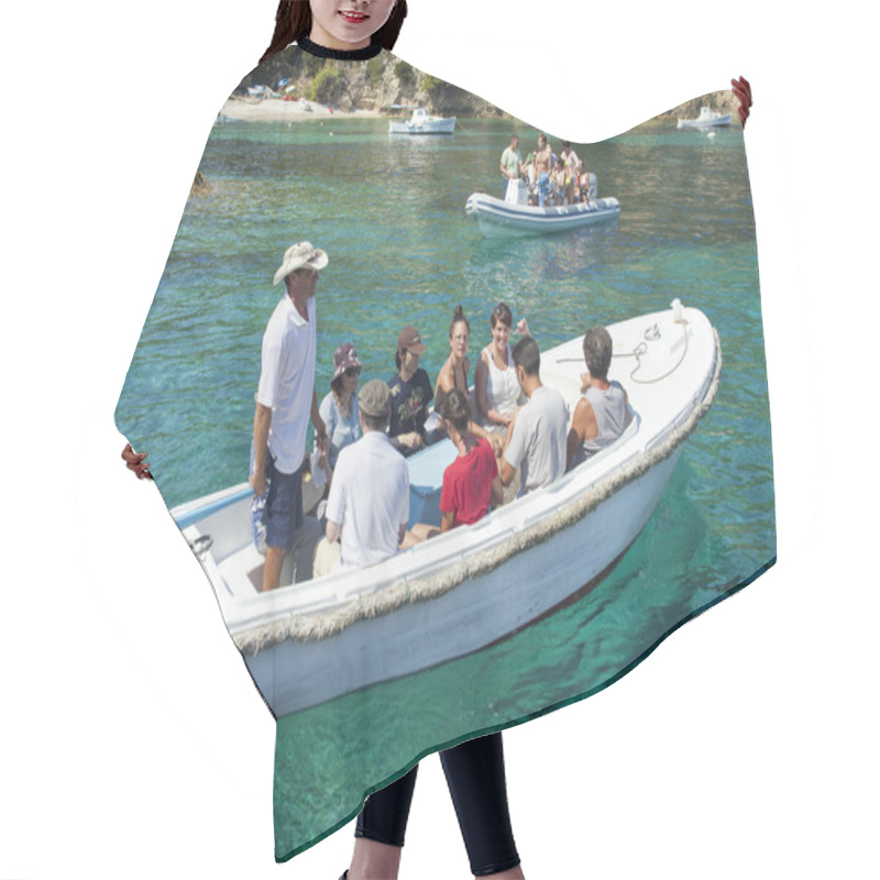 Personality  Tourists On Boat Hair Cutting Cape