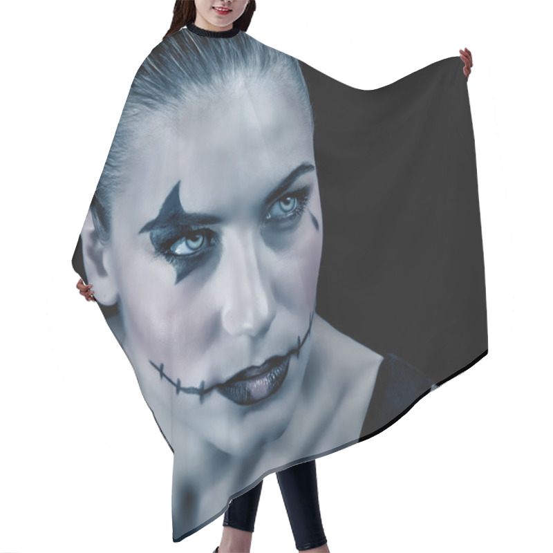 Personality  Terrifying Witch Hair Cutting Cape