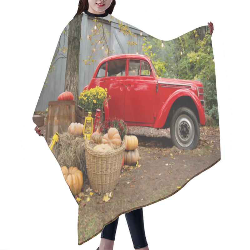 Personality  Thanksgiving Day Decorations Near Red Retro Car Moskvich In Garden, Autumn Holiday Concept   Hair Cutting Cape