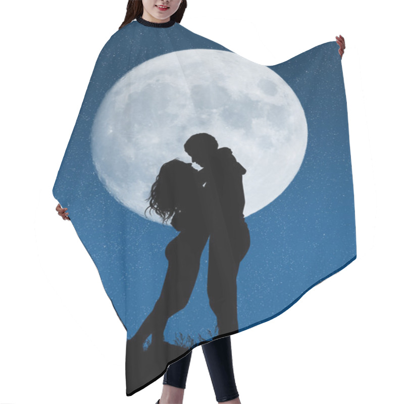 Personality  Kiss In The Moonlight Hair Cutting Cape