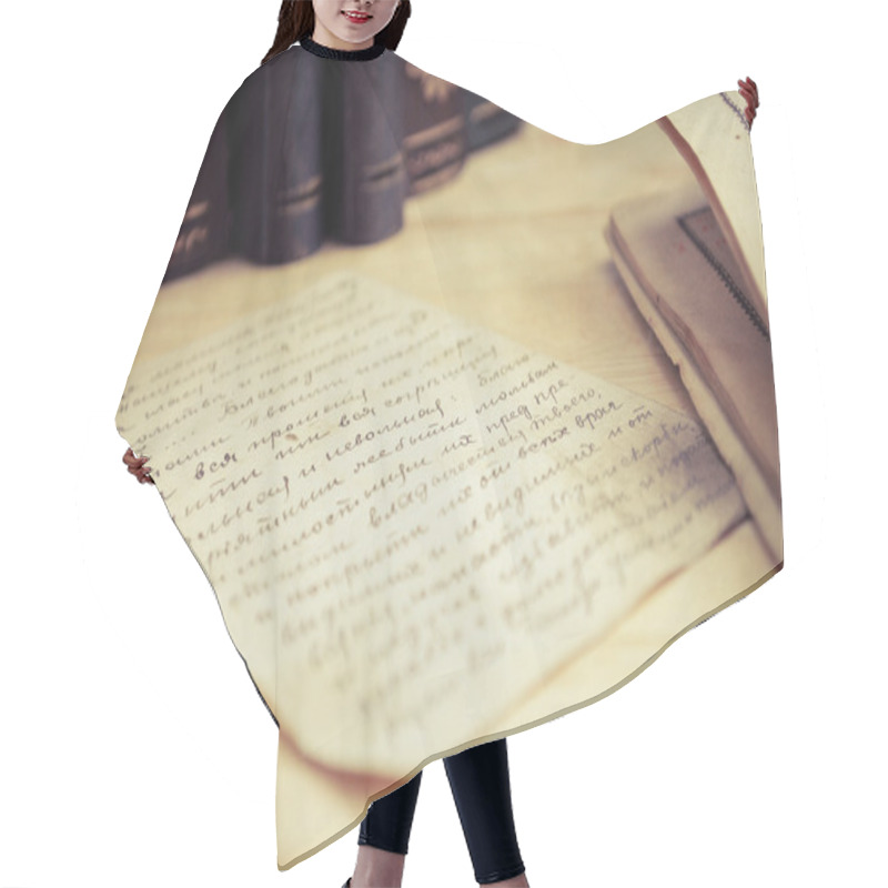 Personality  Old Aged Letter Hair Cutting Cape