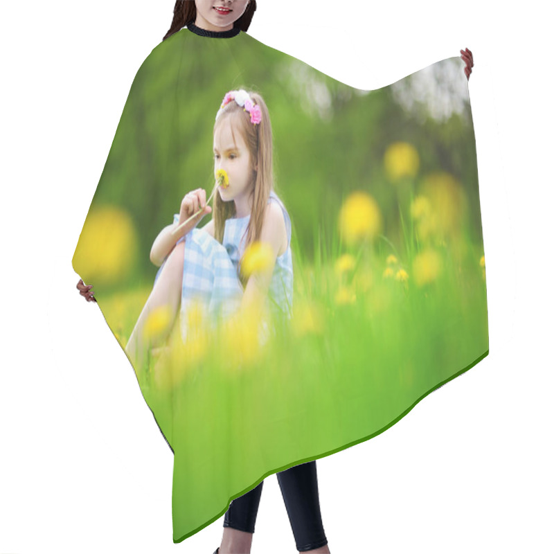 Personality  Girl In Dandelion Meadow Hair Cutting Cape