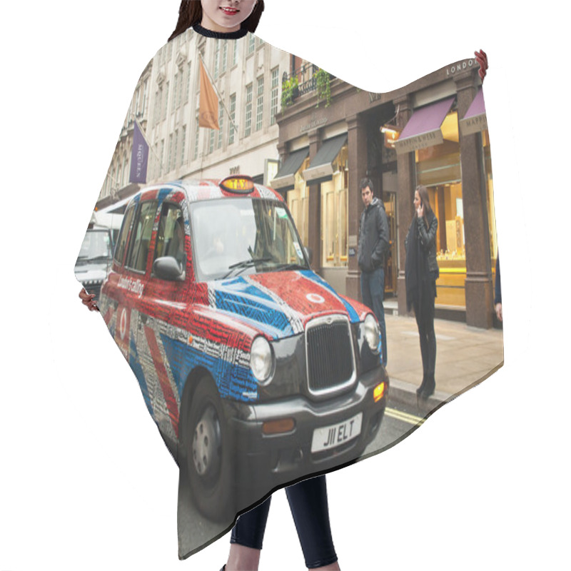 Personality  London Taxi Hair Cutting Cape