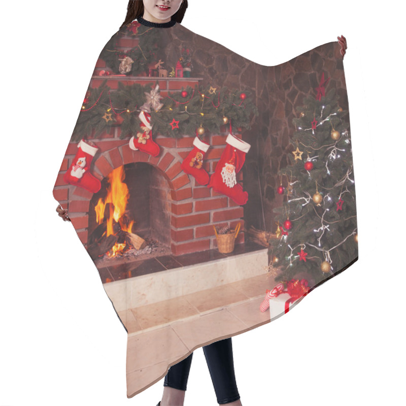 Personality  Christmas Fireplace In The Room Hair Cutting Cape