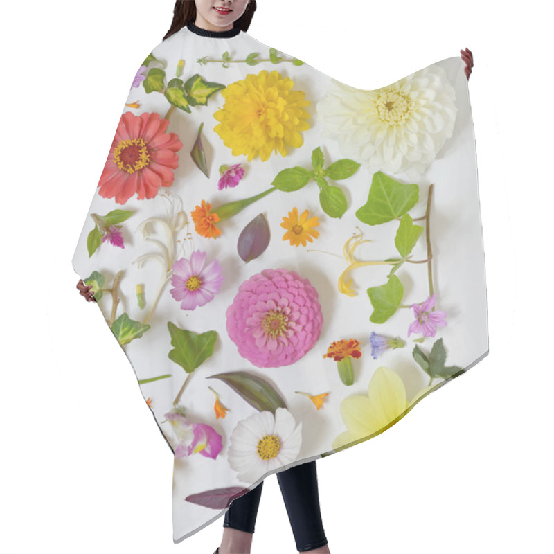 Personality  Summer Flowers On White Background Hair Cutting Cape