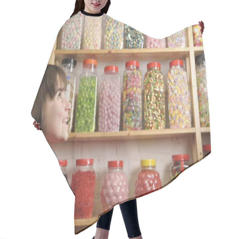 Personality  Girl In Sweet Shop Hair Cutting Cape