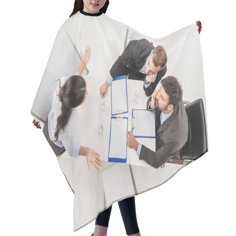 Personality  Businesswoman Explaining Strategy To Colleagues Hair Cutting Cape