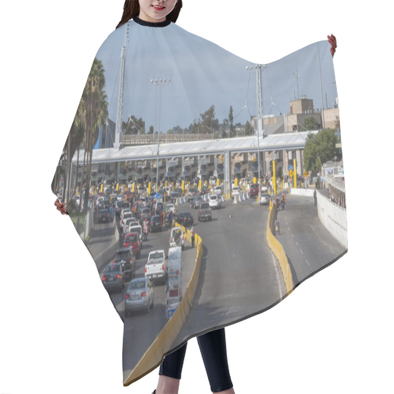 Personality  Tijuana Border Crossing Hair Cutting Cape