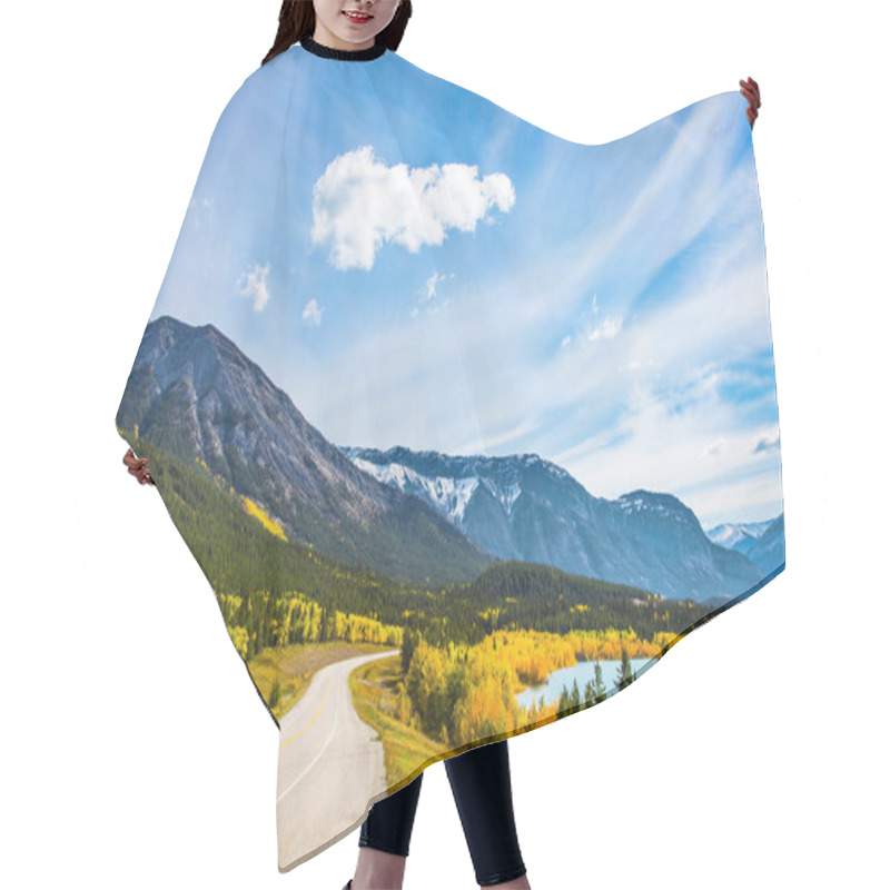 Personality  The First Snow Has Already Fallen On The Peaks Of Canadian Rockies. Asphalt Highway Leads To Abraham Lake. The Yellow Foliage Of Birches And Aspens Is Mixed With Green Conifers. Hair Cutting Cape