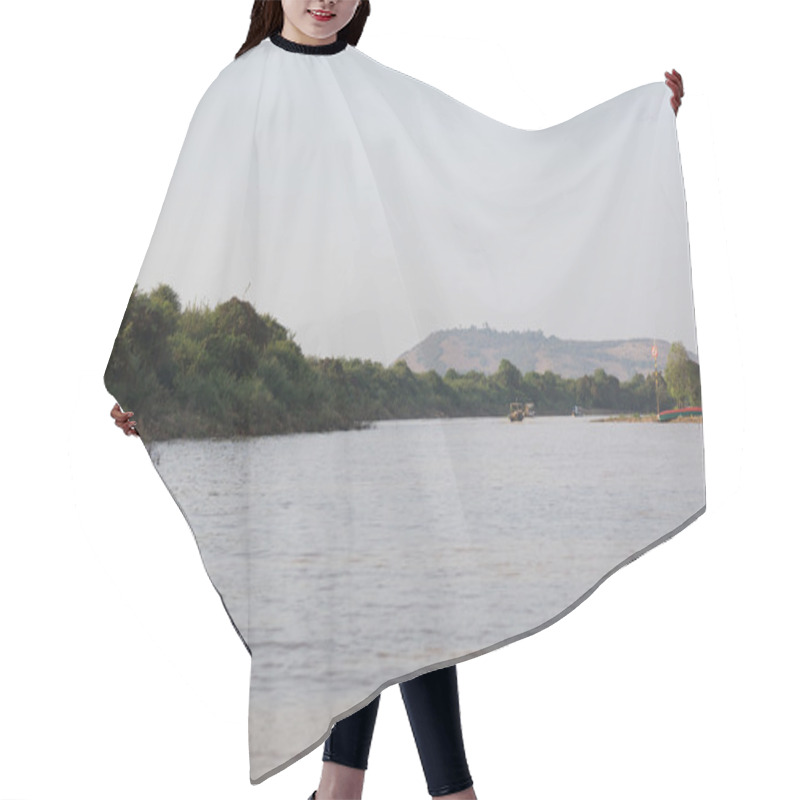 Personality  Tonle Sap Lake Hair Cutting Cape