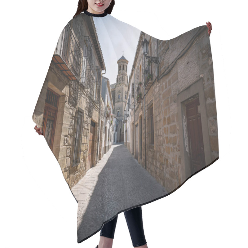 Personality  Medieval Street Of Baeza With Old University Tower - Baeza, Jaen Hair Cutting Cape