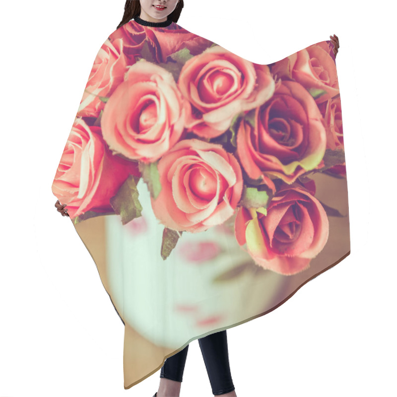 Personality  Rose Flowers Vase Hair Cutting Cape