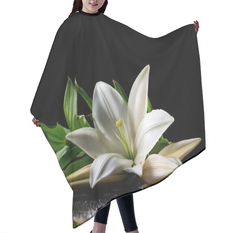 Personality  White Freshness Lily Hair Cutting Cape