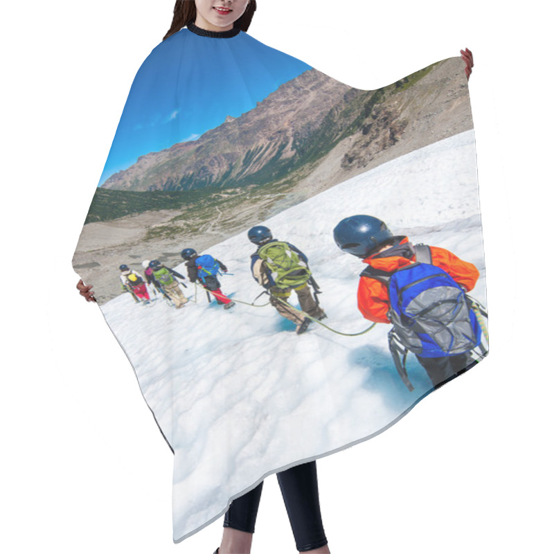 Personality  Mountaineering School For Children Hair Cutting Cape