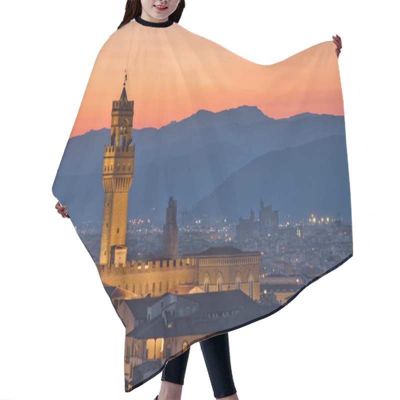 Personality  Photo Of The Palazzo Vecchio At The Sunset Time And Lights Hair Cutting Cape