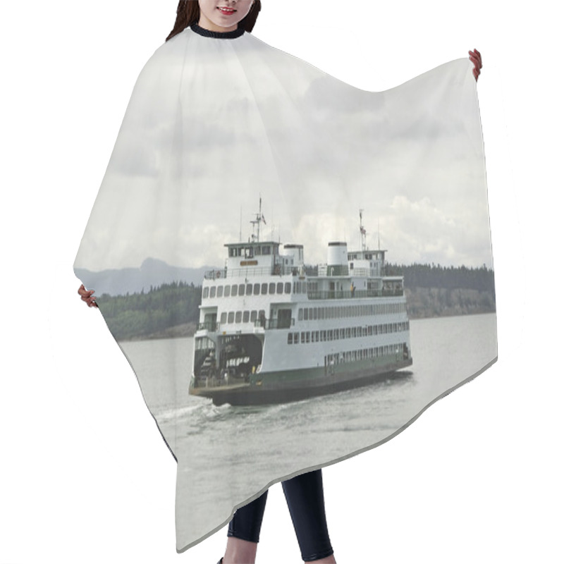 Personality  Passenger Ferry Hair Cutting Cape