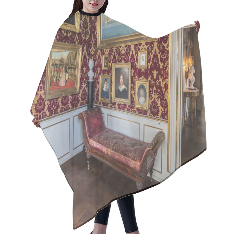 Personality  Rosenborg Castle in Copenhagen hair cutting cape