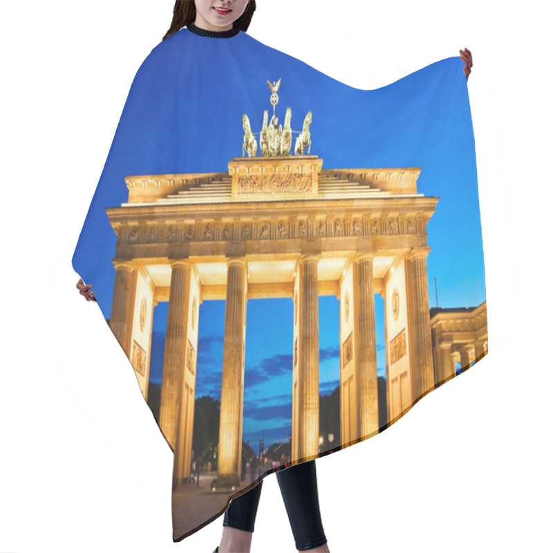 Personality  Brandenburg Gate In Berlin Hair Cutting Cape