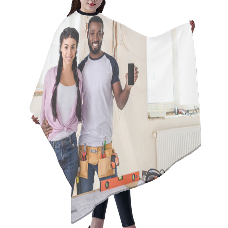 Personality  African American Couple Showing Smartphone With Blank Screen During Renovation At New Home Hair Cutting Cape