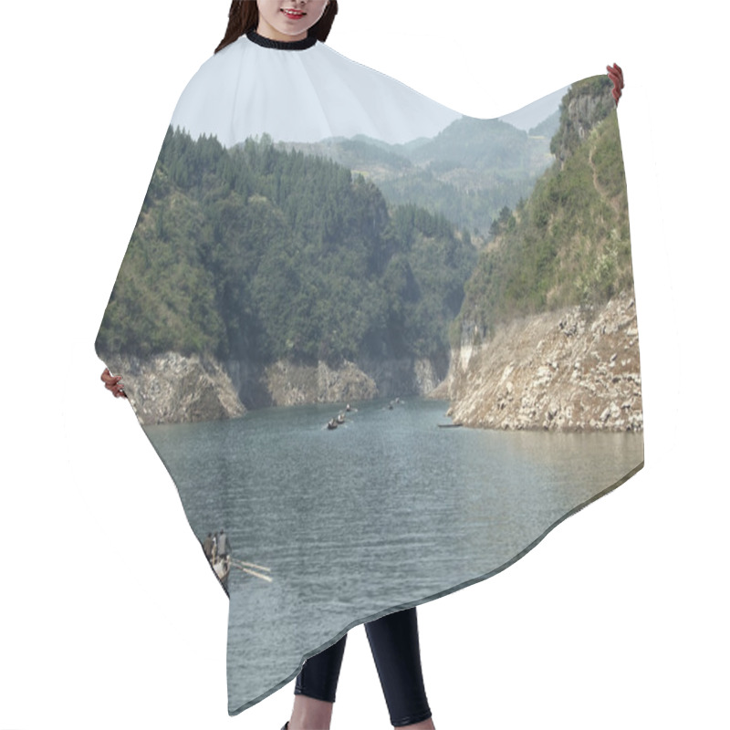 Personality  Boats At River Shennong Xi Hair Cutting Cape