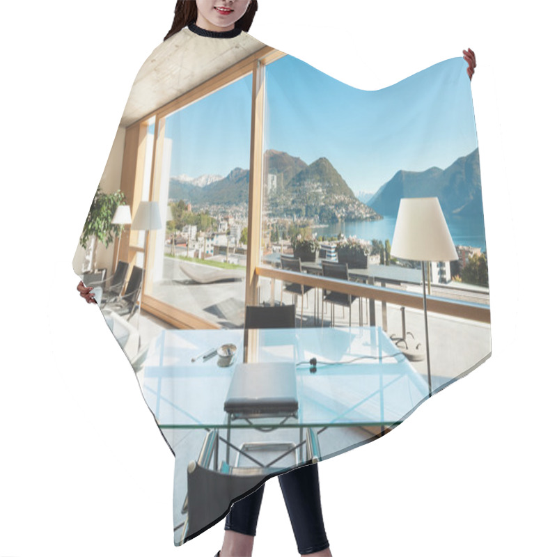 Personality  Modern Villa Hair Cutting Cape