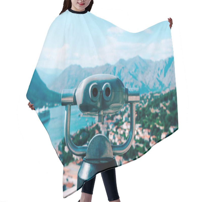 Personality  Observation Binoculars Looking Bay Hair Cutting Cape