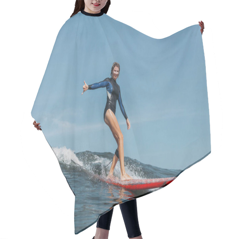 Personality  Surf Woman Hair Cutting Cape