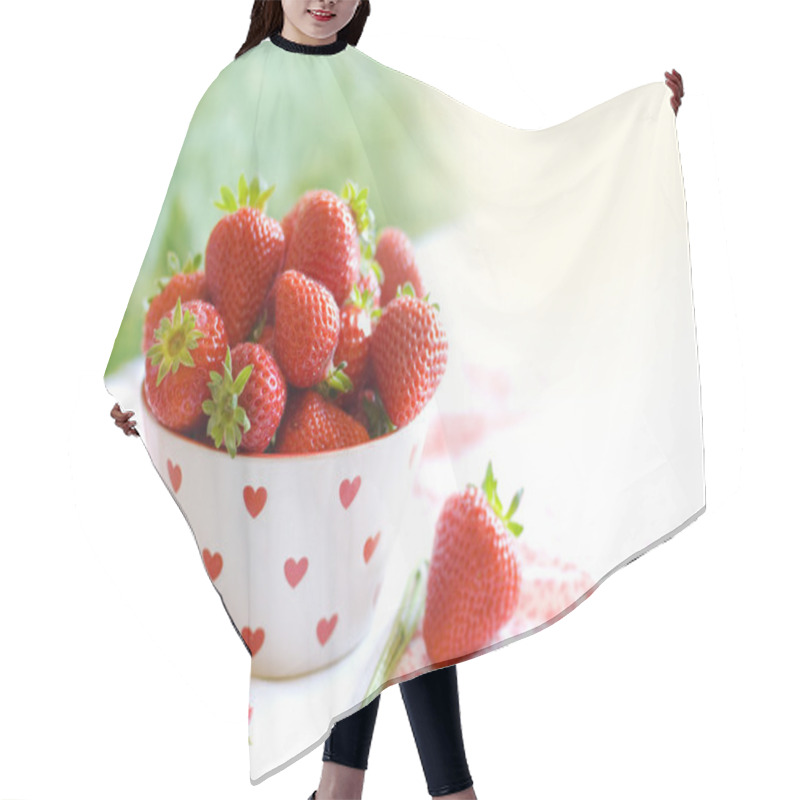 Personality  Cup With Strawberries Hair Cutting Cape