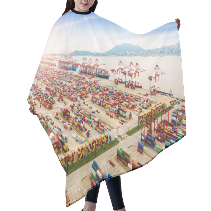 Personality  Shanghai Yangshan Port Container Terminal Hair Cutting Cape