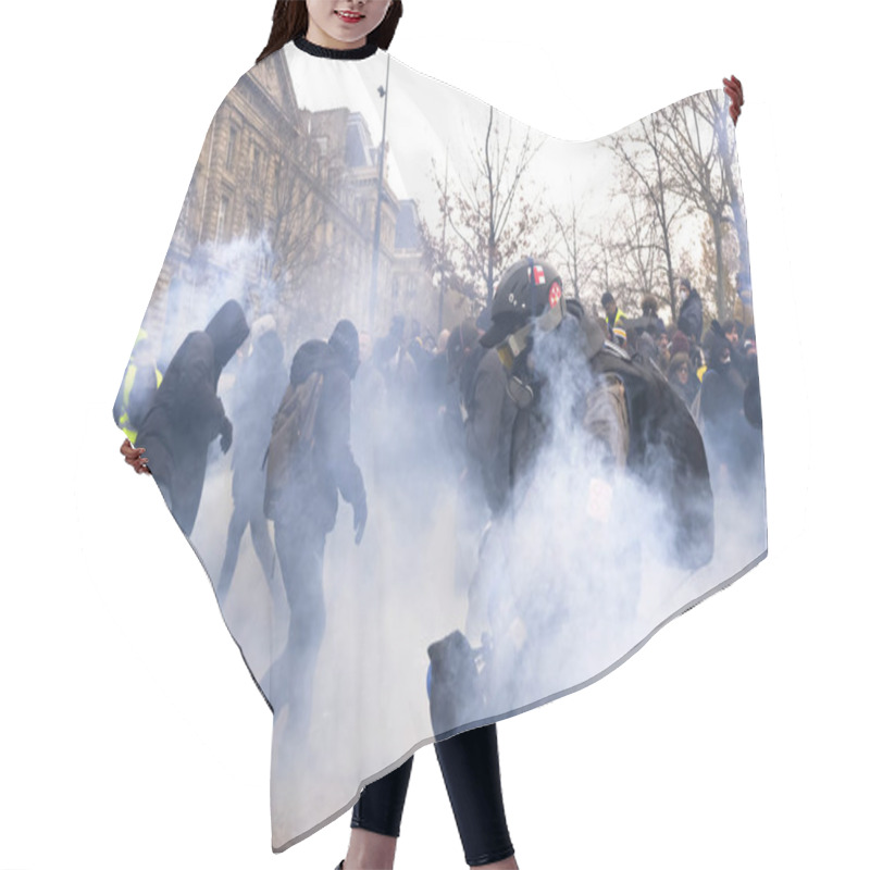 Personality  Protesters Clash With French Riot Police During A Demonstration Against Pension Reforms In Paris, France, 05 December 2019.  Hair Cutting Cape