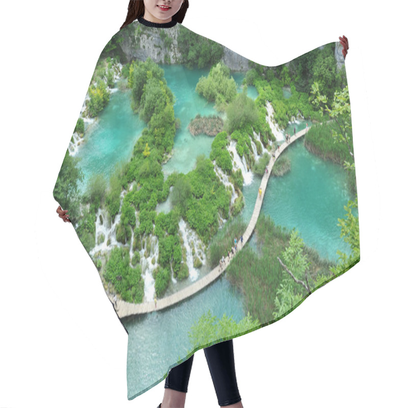 Personality  Travertine Waterfall Hair Cutting Cape